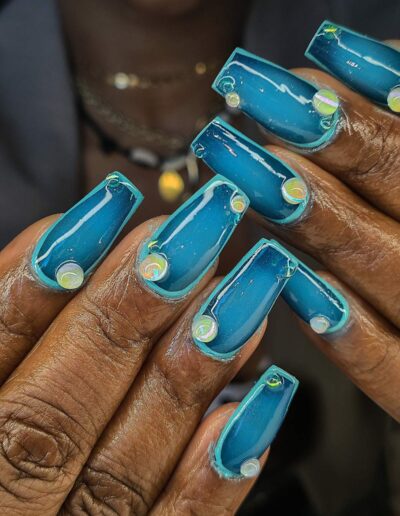 Pose d’ongles en gel près de Nantes